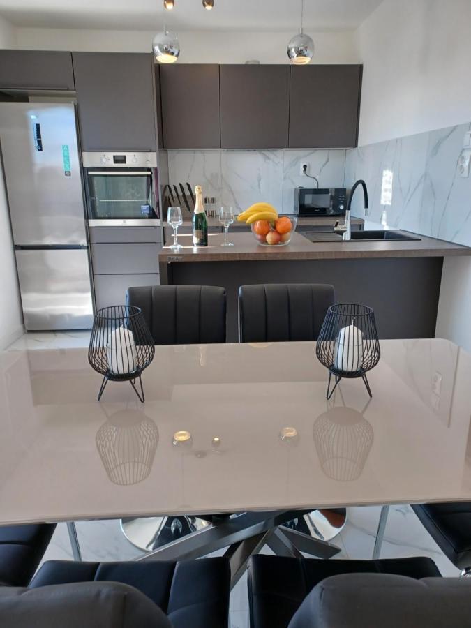 Luxury Apartment Cvita Подстрана Екстериор снимка